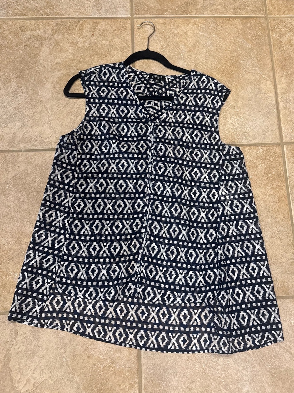 Jones New York Patterned Diamond Sleeveless Tank Top